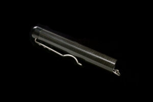 Simms Carbon Fiber Retractor