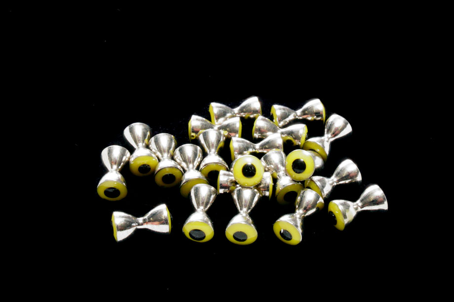 nickel/yellow pupil